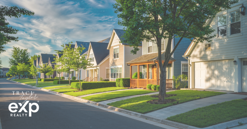 Charming neighborhood street in Hudson or Medina Ohio